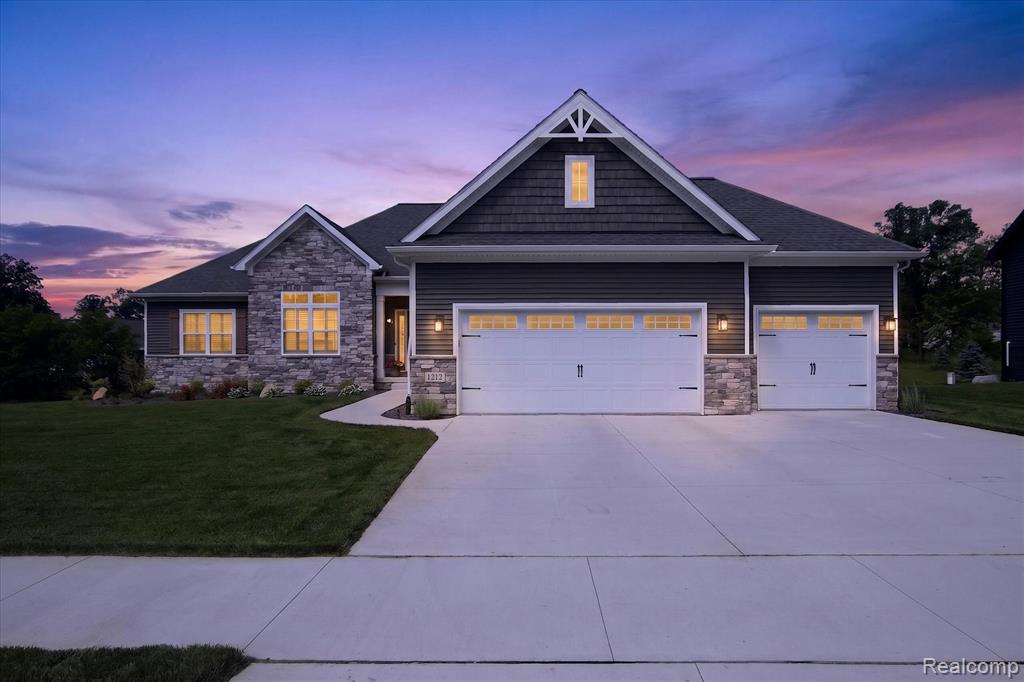 1212 Candlelight Court, Brighton, MI 48114