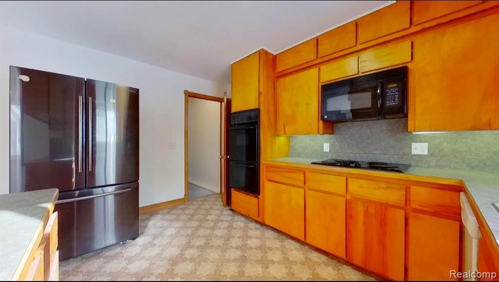 18820 Dexter Trail, Gregory, MI 48137 — Photo 20