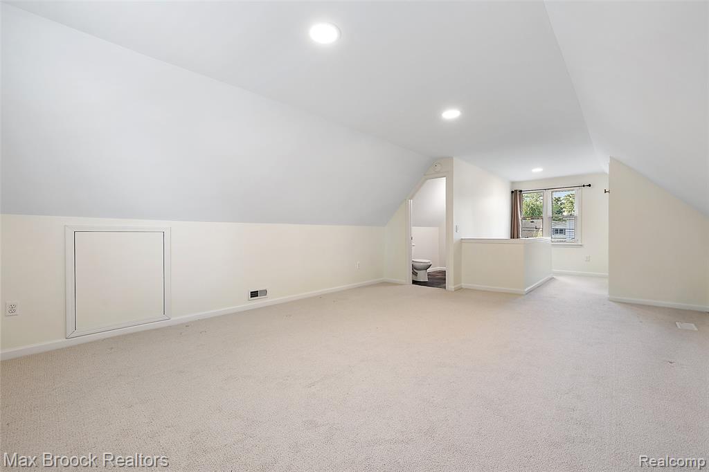 929 Cambridge Road, Berkley, MI 48072 — Photo 10