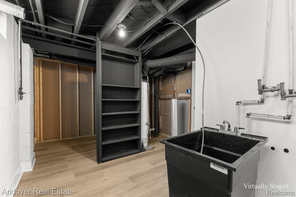 30924 Barton Street, Garden City, MI — Photo 24