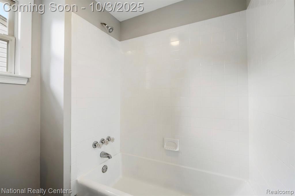78 E Sheffield Avenue, Pontiac, MI 48340 — Photo 19