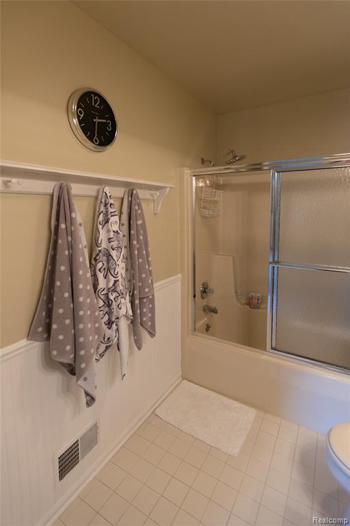 7988 Hillside Lakes Drive, Brighton, MI 48116 — Photo 39