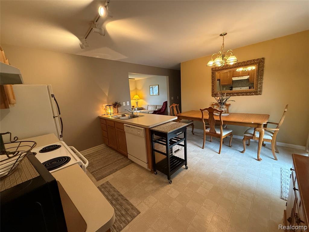 488 Windy, Flushing, MI 48433 — Photo 13