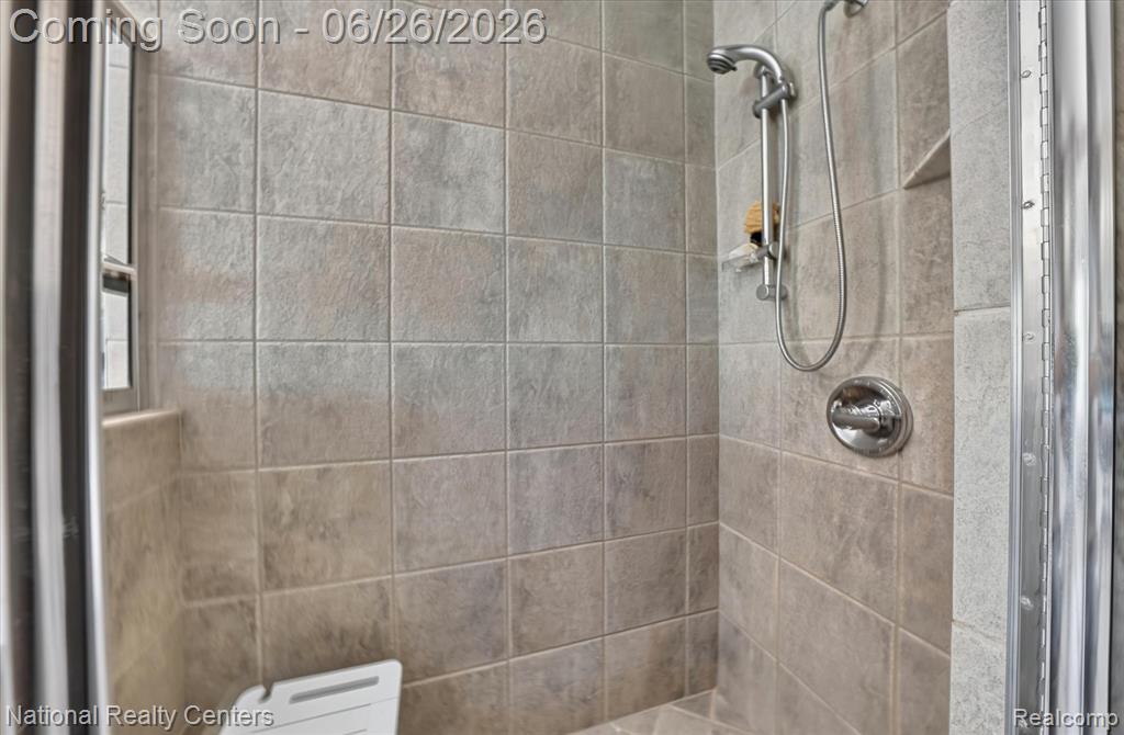 12257 Chandler Drive, Plymouth, MI 48170 — Photo 28