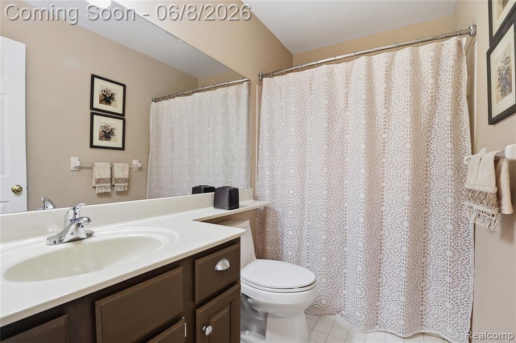 6153 Pine Creek Court, Grand Blanc, MI 48439 — Photo 32