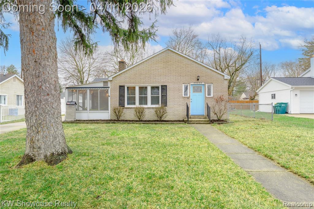 23033 Hawthorne Street, Farmington, MI 48336 — front exterior