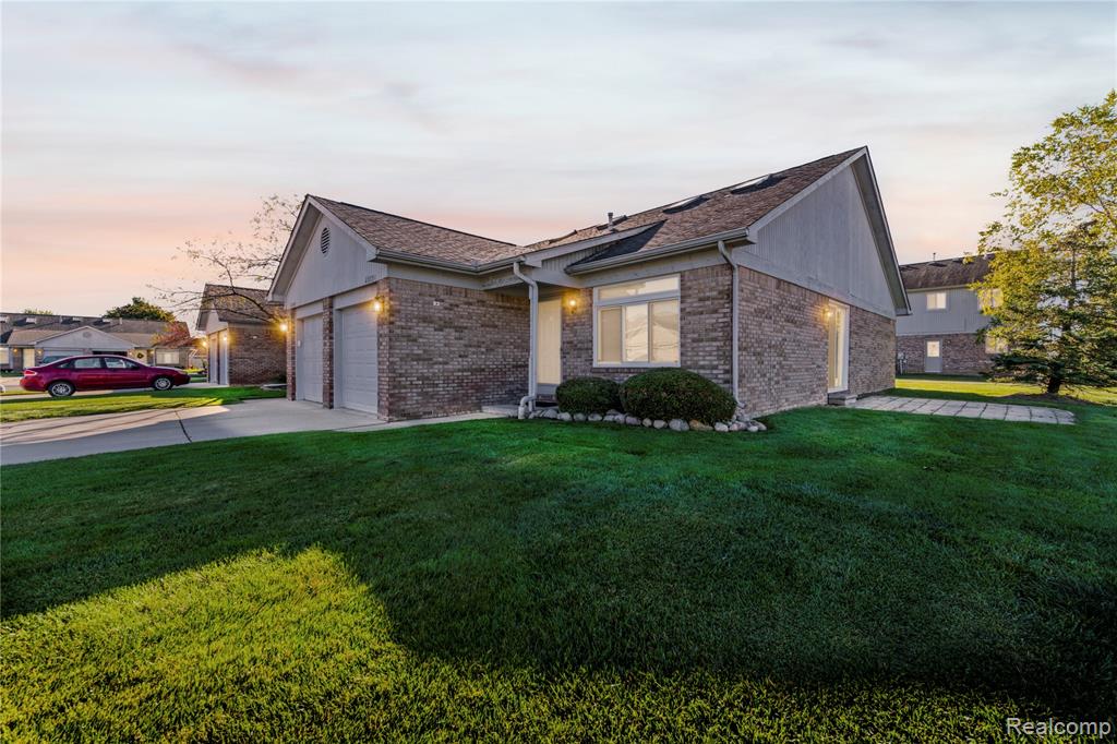 23351 Stiles Court, Brownstown, MI 48183 — Photo 2