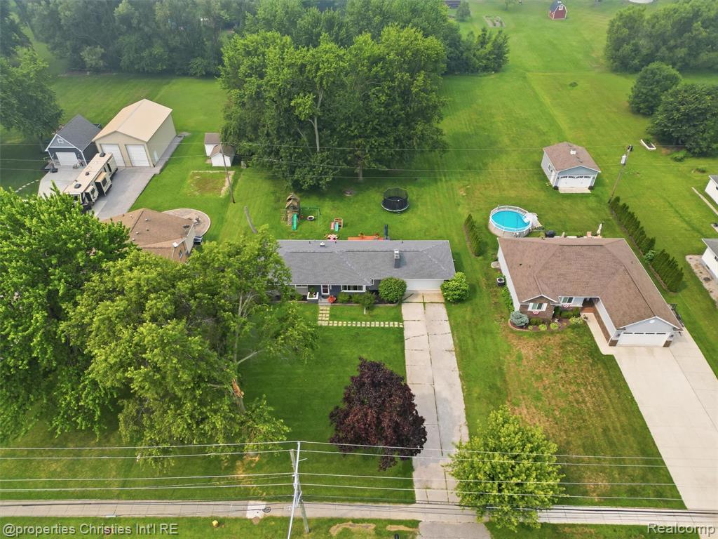 52735 Washington Street, New Baltimore, MI 48047 — Photo 37