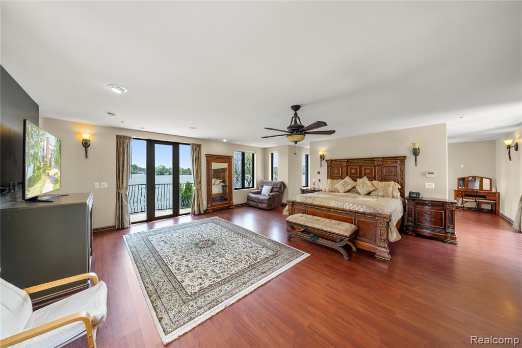 42183 Kouza Court, Belleville, MI, 48111