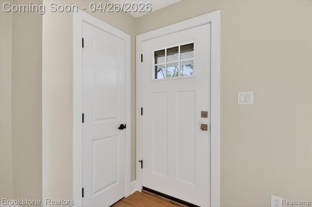 29807 Champine Street, Saint Clair Shores, MI 48082 — Photo 7