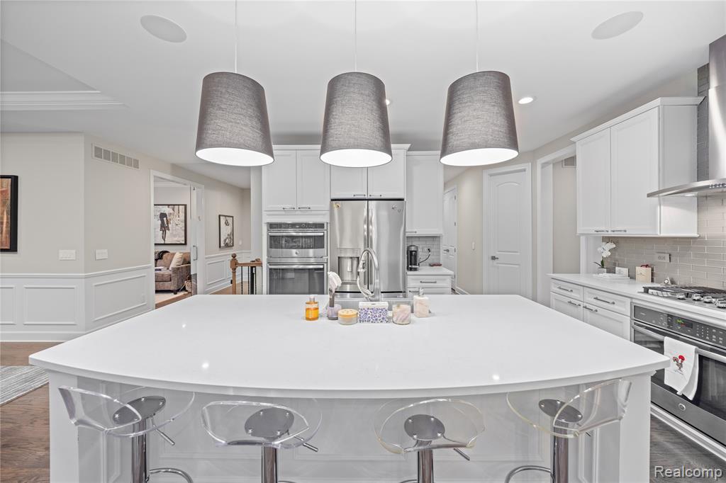 6511 Legacy Woods Trail, West Bloomfield, MI — Photo 16