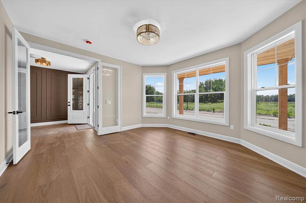 54462 Brenda Drive, Macomb, MI 48042 — Photo 4