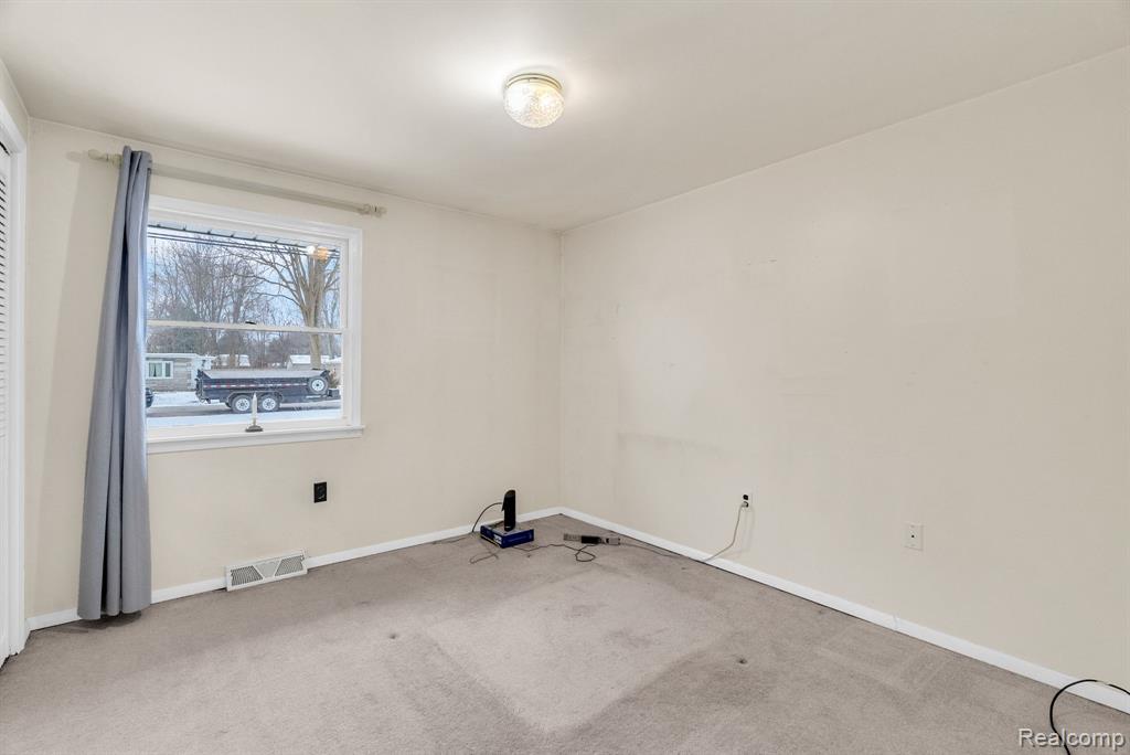 2650 Alger Road, Port Huron, MI 48060 — Photo 25