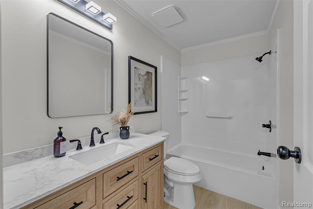 22653 Woolsey, Novi, MI — Photo 25