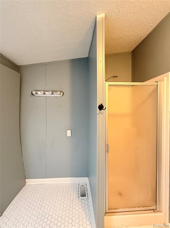 7033 E Mount Morris Road, Otisville, MI 48463 — Photo 13