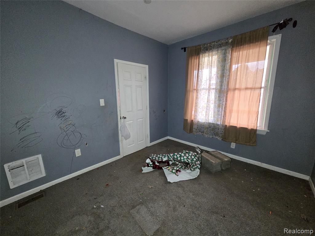 8976 McClellan Street, Detroit, MI 48213 — Photo 36