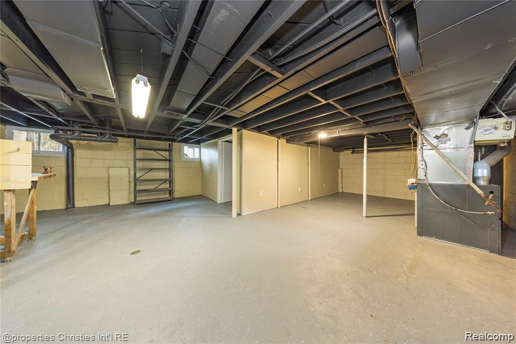 421 W Troy Street, Ferndale, MI 48220 — Photo 18