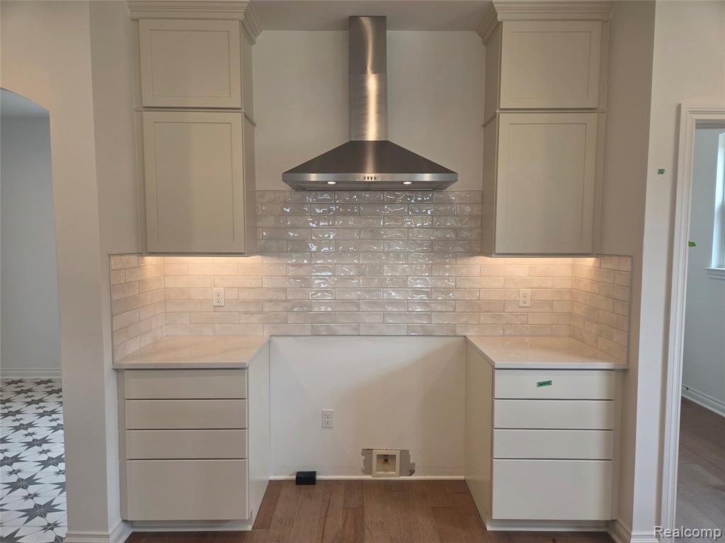60671 TOWN SQUARE Street, New Hudson, MI 48165 — Photo 15
