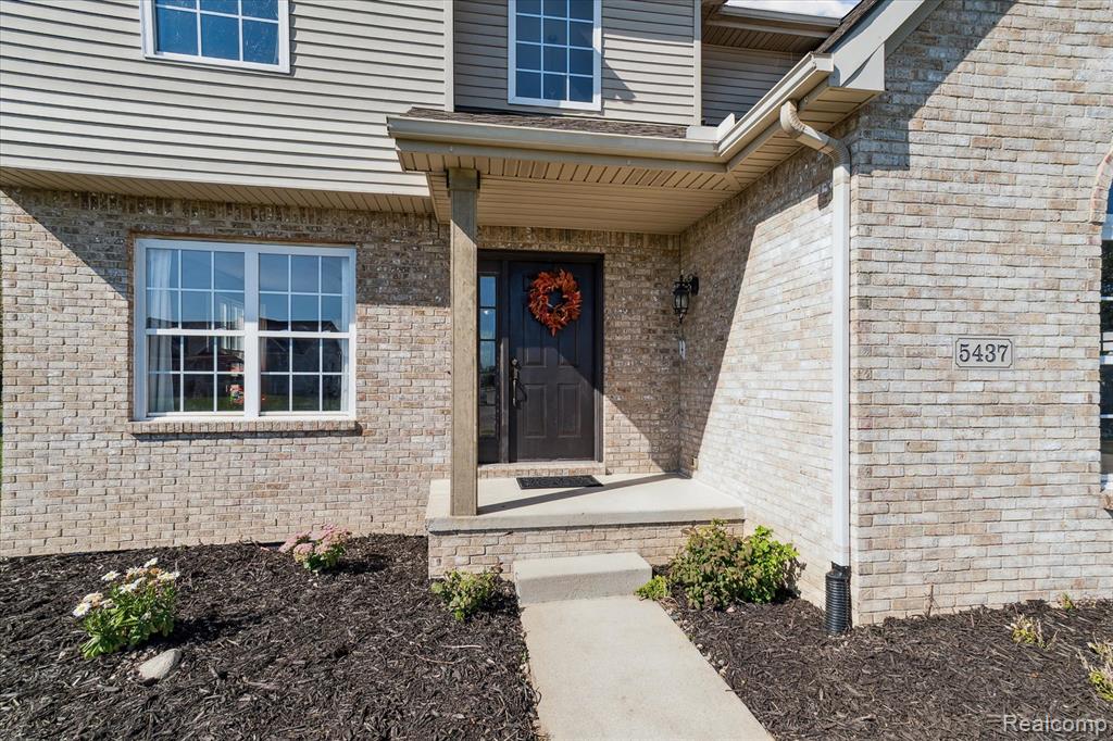 5437 Mustang Drive, Newport, MI 48166 — Photo 5