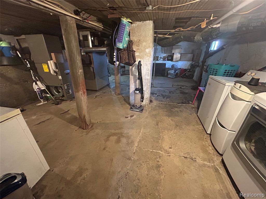 100 S Hooper Street, Caro, MI 48723 — Photo 13