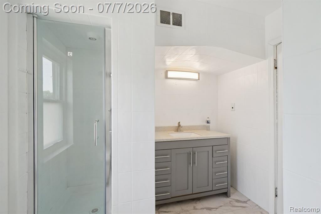 19211 Birwood Street, Detroit, MI 48221 — Photo 37