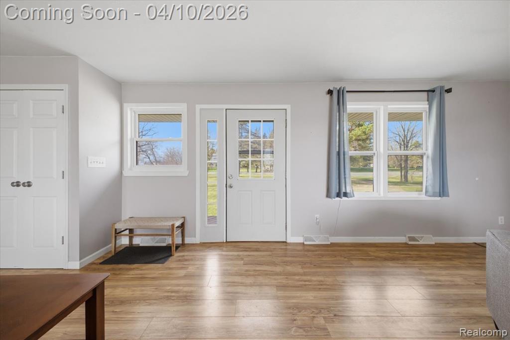 9272 Green Road, Goodrich Vlg, MI — Photo 8
