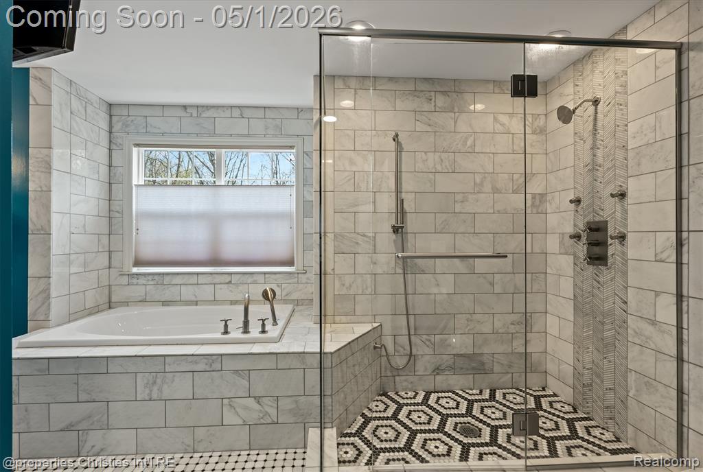 5720 Deerwood, Commerce Twp, MI 48382 — Photo 19