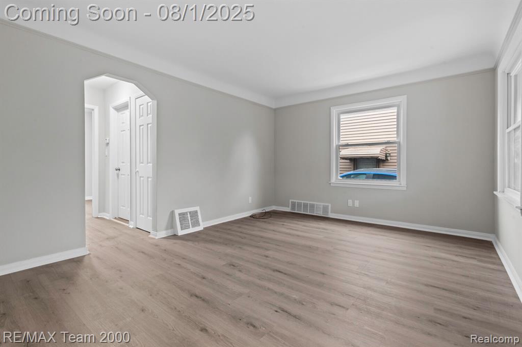 562 Mill Street, Lincoln Park, MI 48146 — Photo 5