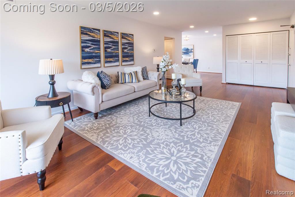 2104 Pauline Boulevard, 305, Ann Arbor, MI 48103 — Photo 5