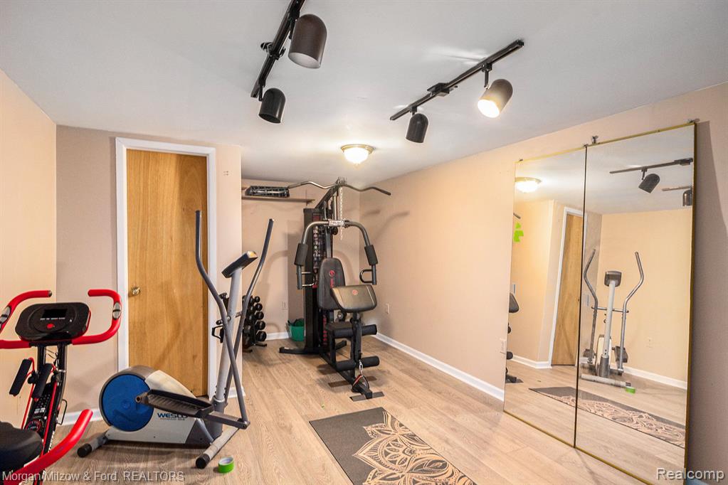 5010 Parview Drive, Clarkston, MI — Photo 20