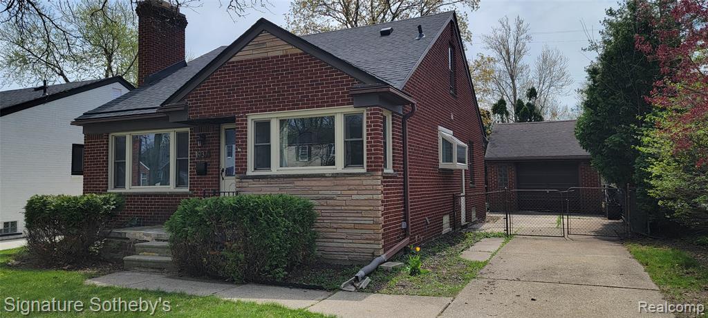1937 Allard Avenue, Grosse Pointe Woods, MI 48236 — front exterior