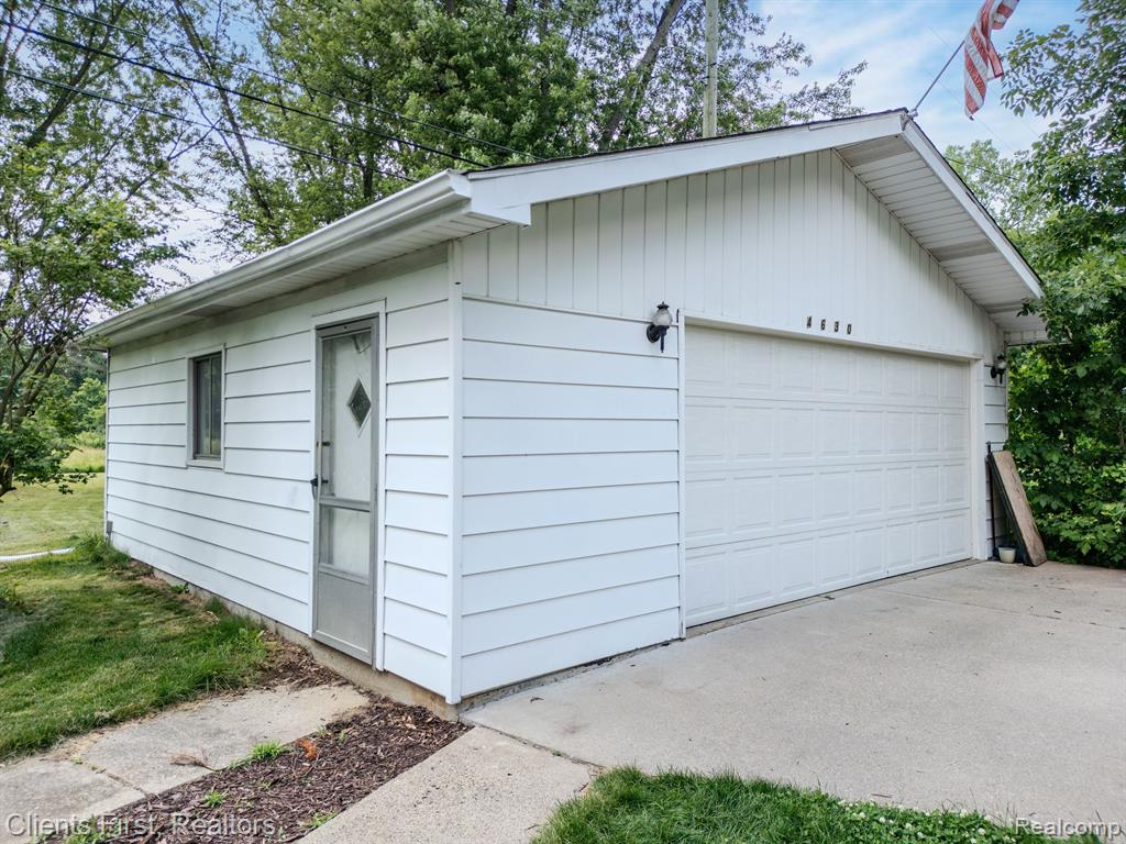 4630 DENTON Road, Canton, MI 48188 — Photo 8