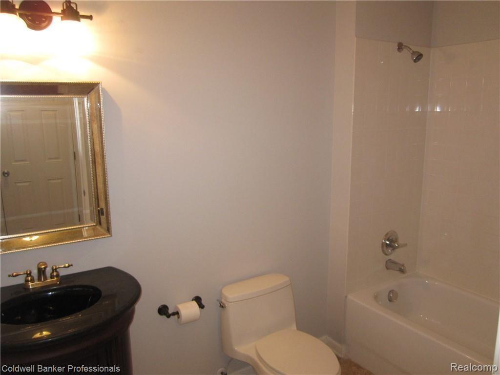 610 E Eleven Mile Road, Royal Oak, MI 48067 — Photo 22