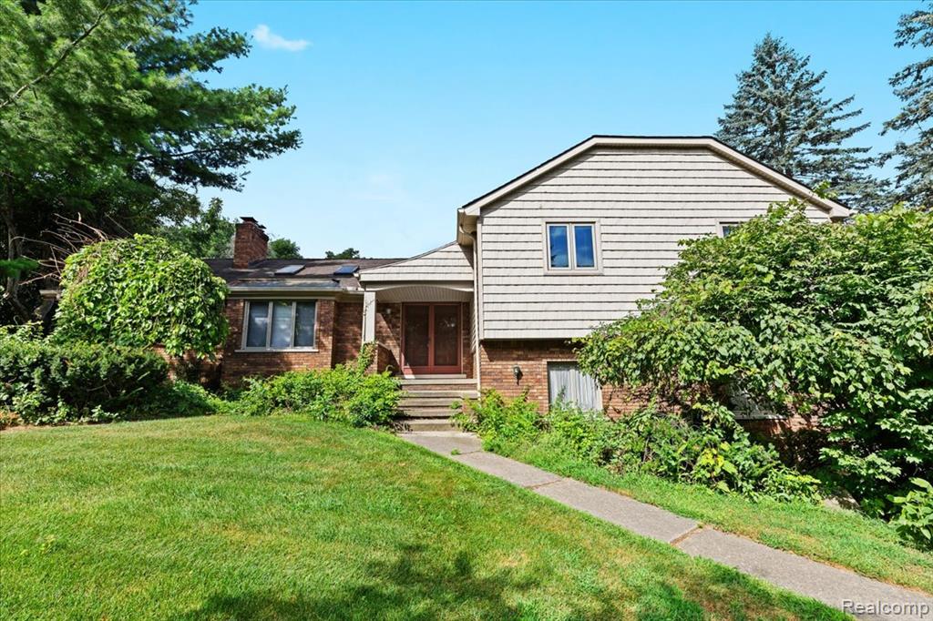 60023 Trailwood Street, Washington, MI — Photo 2