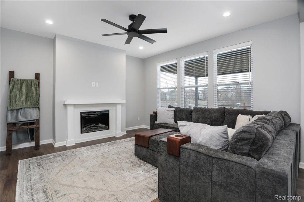 50825 Ross Street, Canton, MI 48187 — Photo 10
