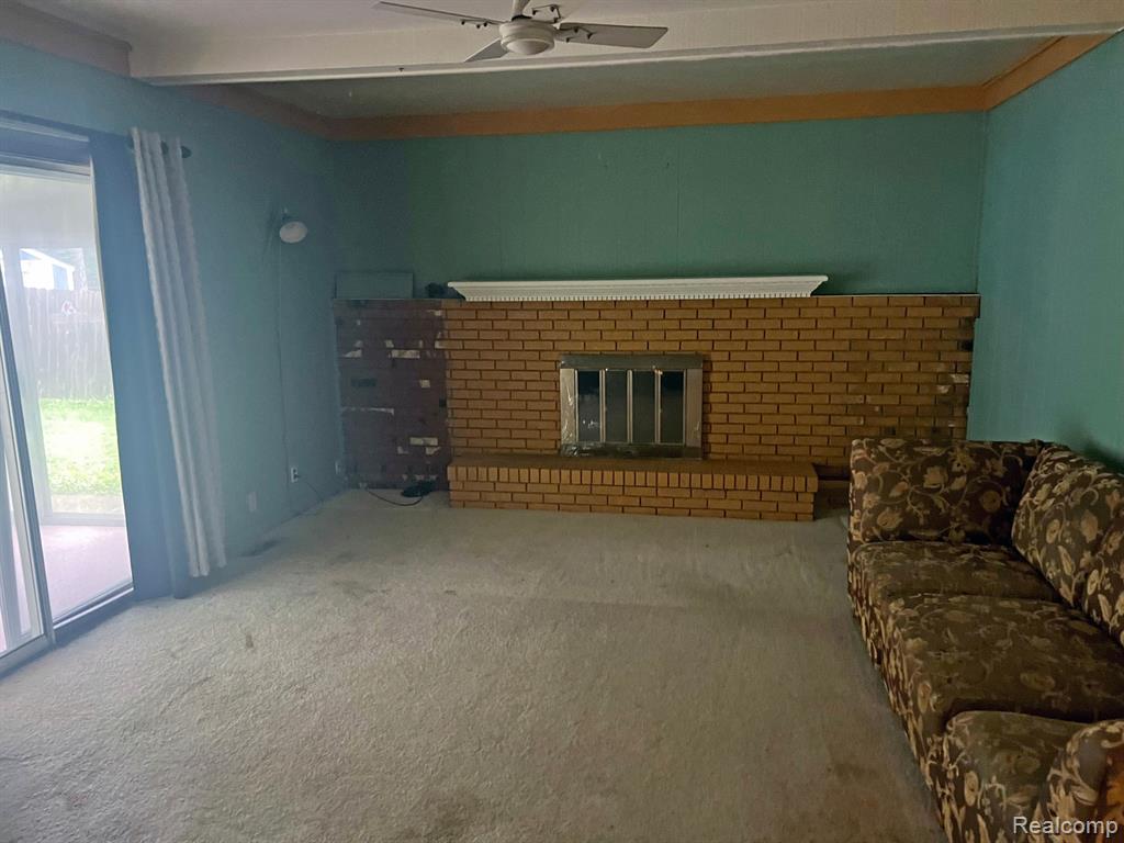 5335 BERWYCK Drive, Troy, MI 48085 — Photo 4