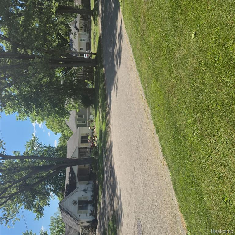 822 Crawford Street, Flint, MI 48507 — Photo 16