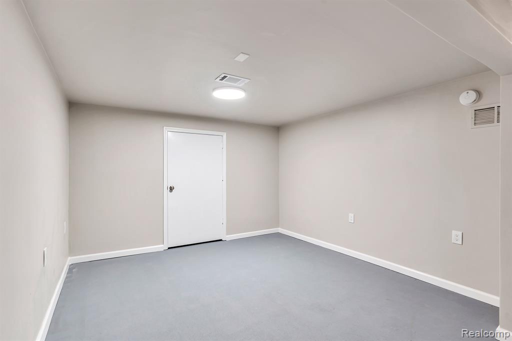 41441 Cumberland Drive, Canton, MI 48188 — Photo 23
