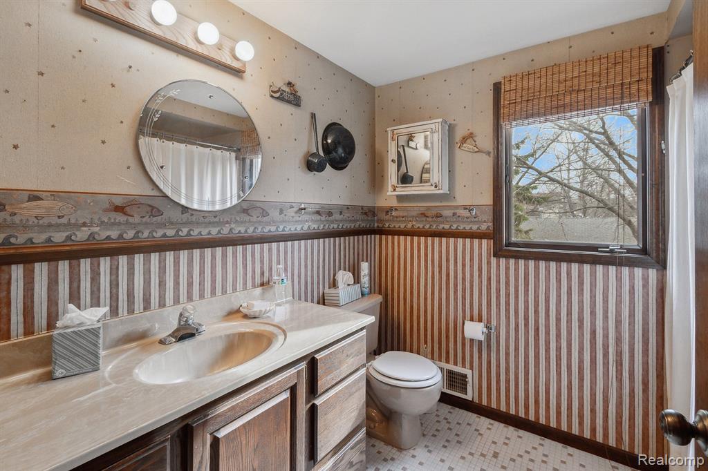 9150 Diane Street, Pigeon Vlg, MI — Photo 16
