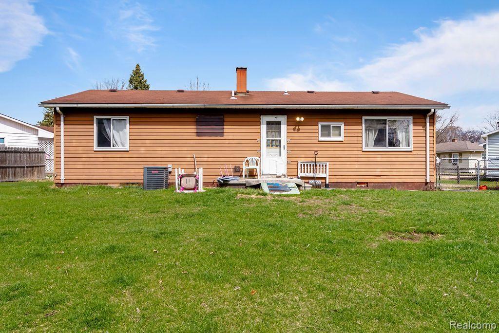 333 FAIRFIELD, Holly, MI 48442 — Photo 16