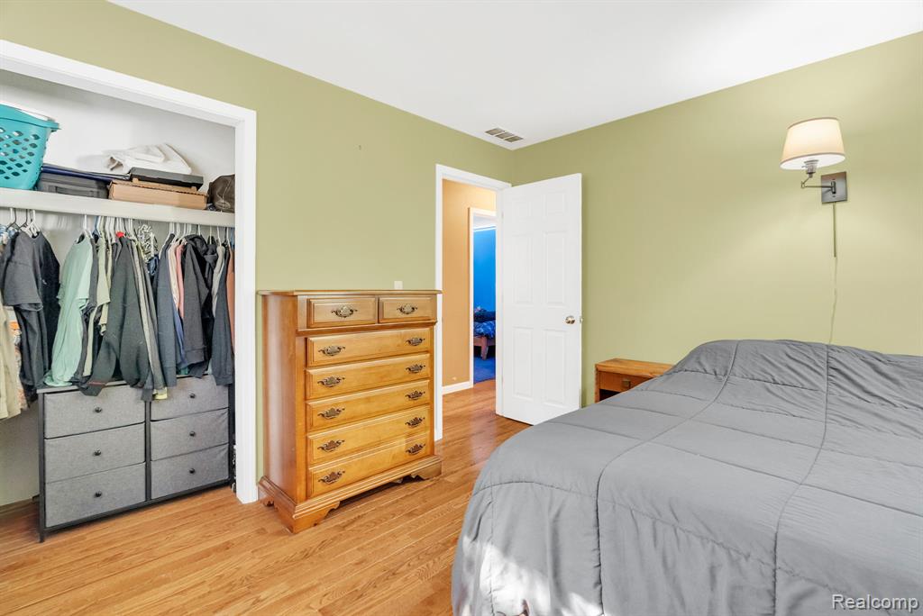 334 Fairfield Avenue, Holly, MI 48442 — Photo 18
