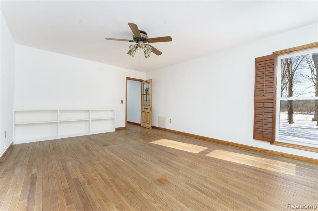 9800 Roberts Road, Gregory, MI 48137 — Photo 27