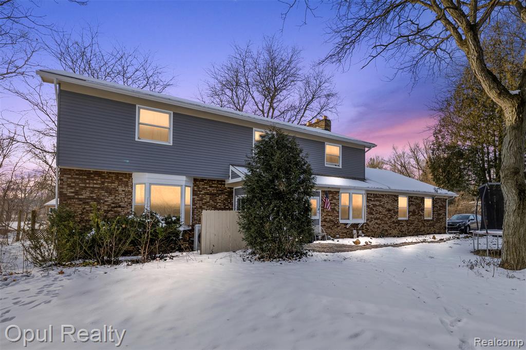 8855 Gross Road, Dexter, MI 48130