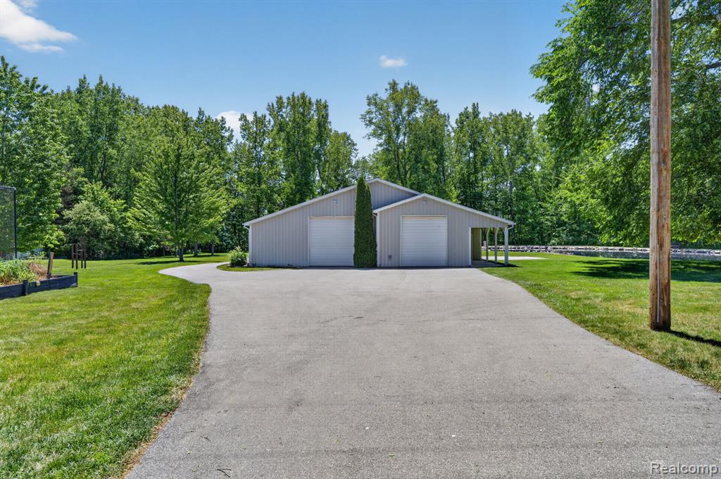 9353 Hill Road, Swartz Creek, MI 48473 — Photo 9