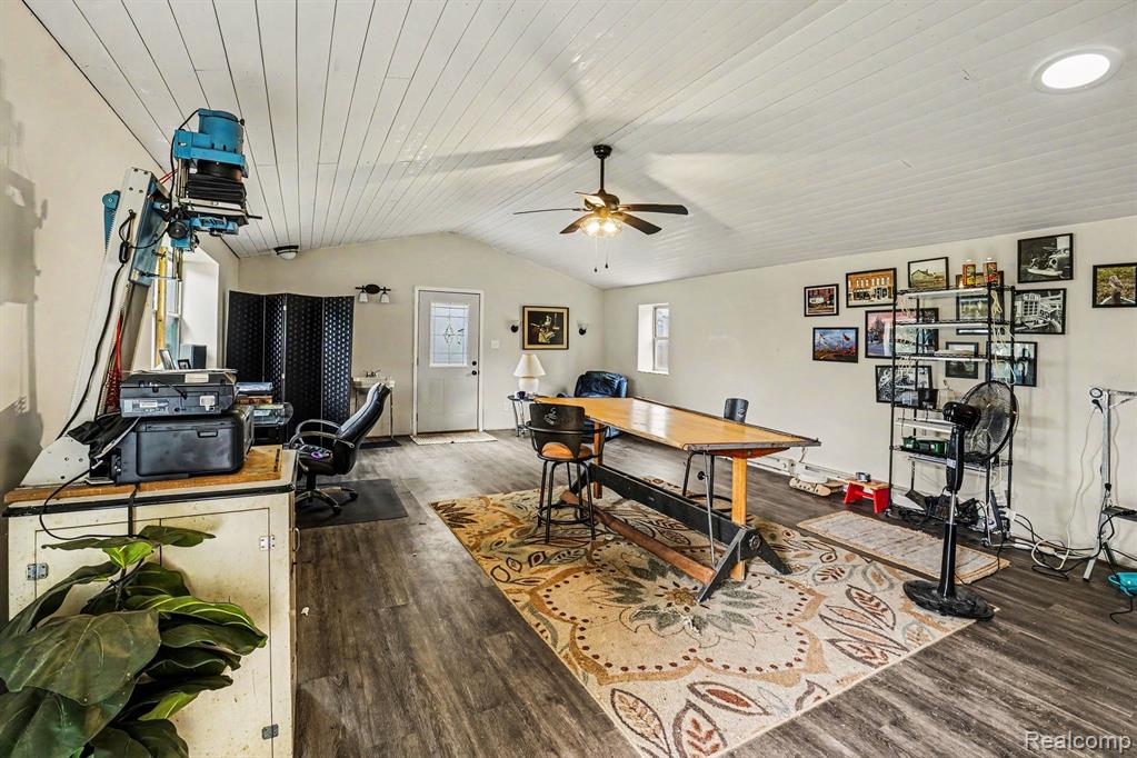 302 Hadley Street, Holly, MI 48442 — Photo 18
