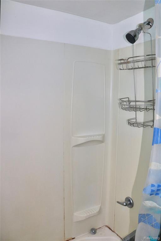 8410 Linden Road, Swartz Creek, MI 48473 — Photo 23