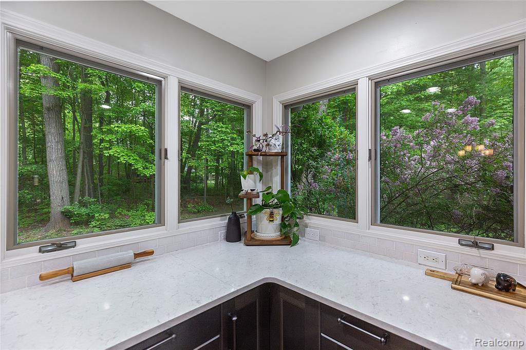 8268 Pine Lake Drive, Davisburg, MI 48350 — Photo 20