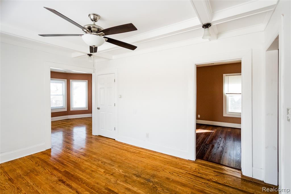 5435 Burns Street, Detroit, MI 48213 — Photo 9