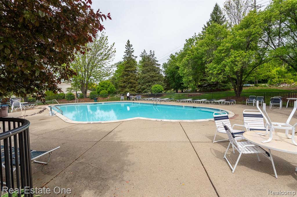 29494 BEAU Ridge, 2, Farmington Hills, MI 48331 — Photo 39