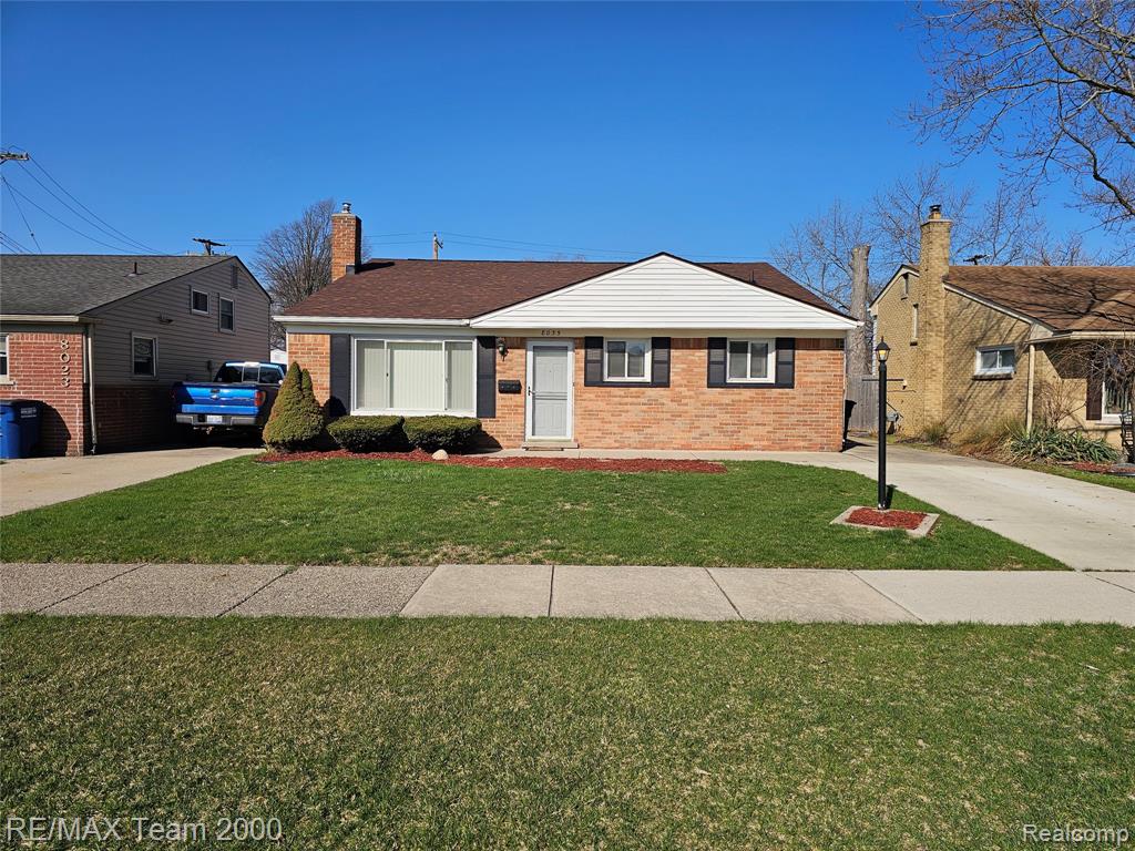8035 Donna Street, Westland, MI — Photo 2
